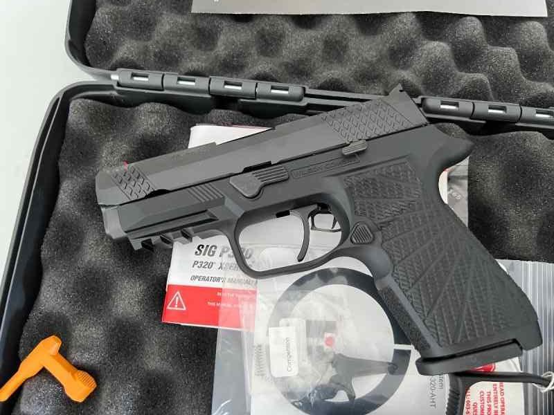 Wilson Combat WCP320 Compact