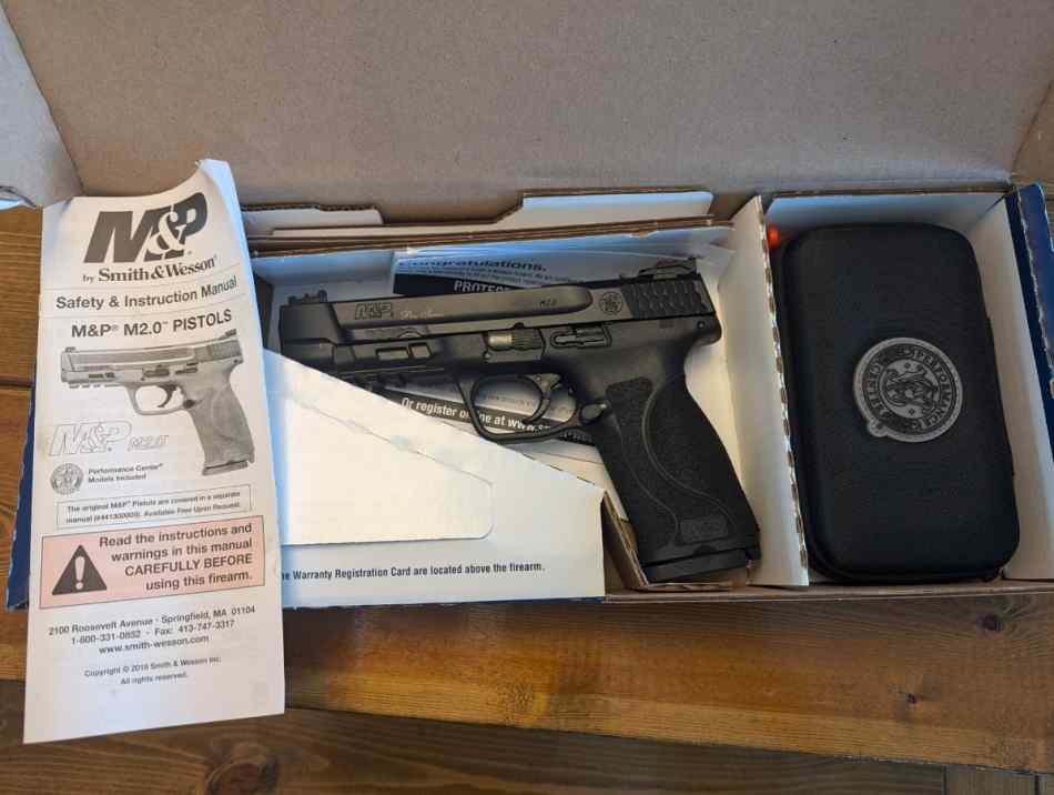 Smith &amp; Wesson M&amp;P 2.0 Pro Series 9mm