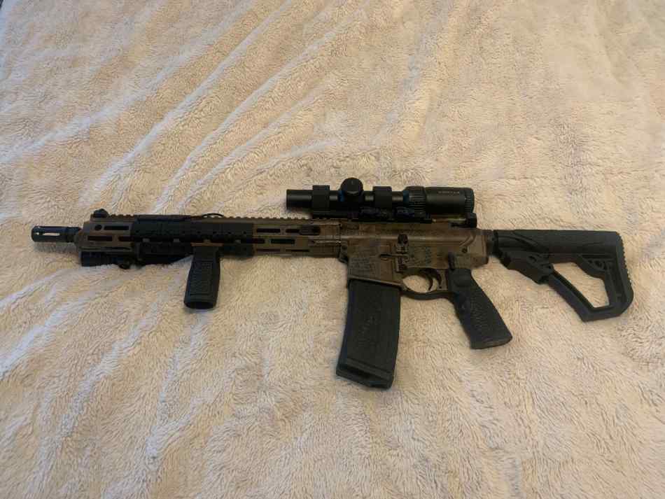 Daniel Defense SLW in Arid