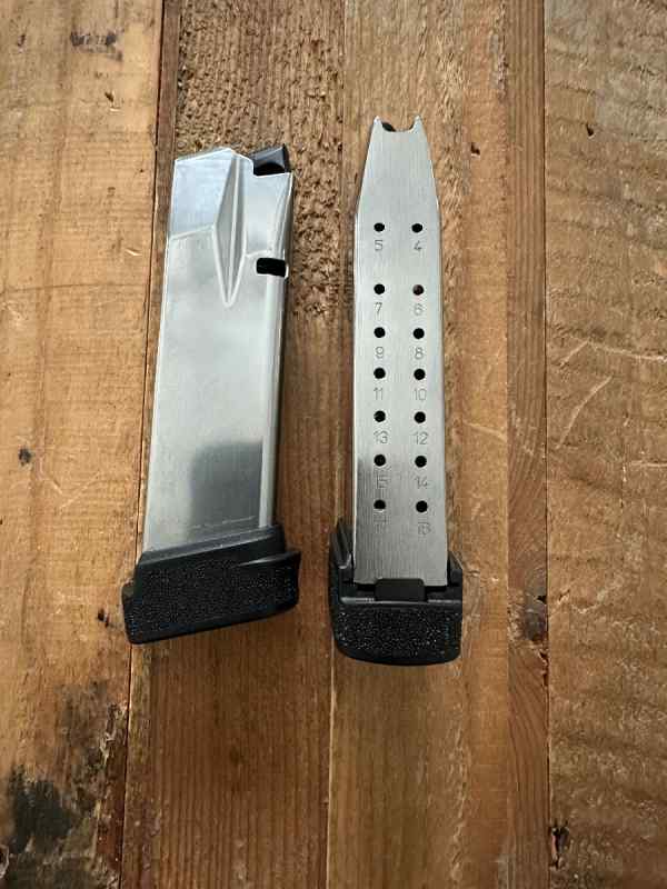 Springfield Hellcat Pro  9mm 17 rd mags