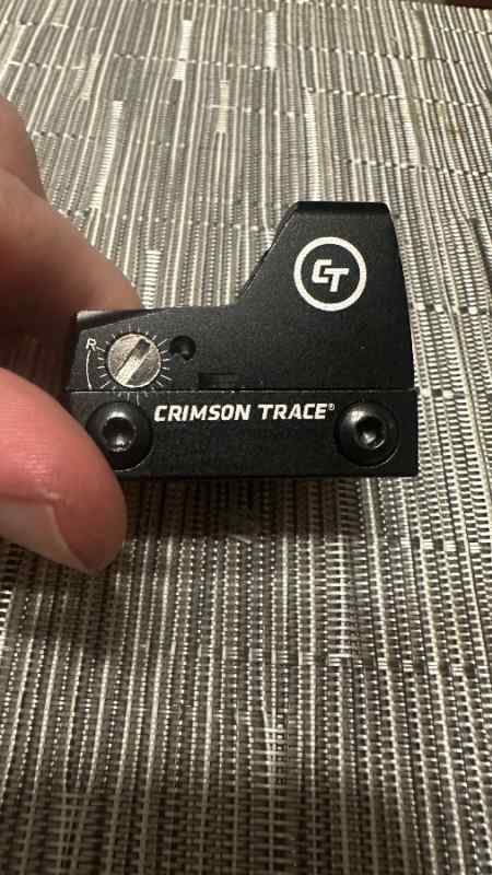 Crimson trace red dot with base 