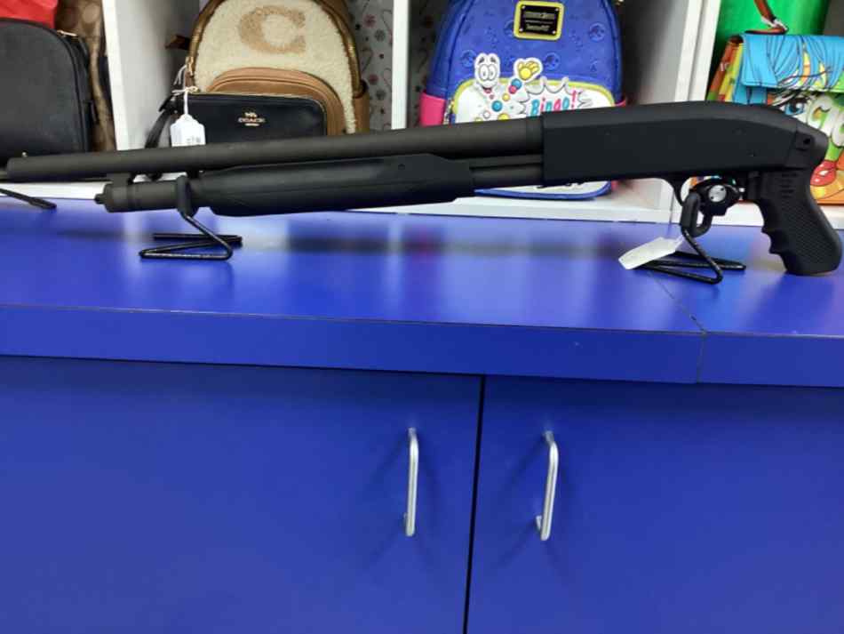 Mossberg shotgun 500