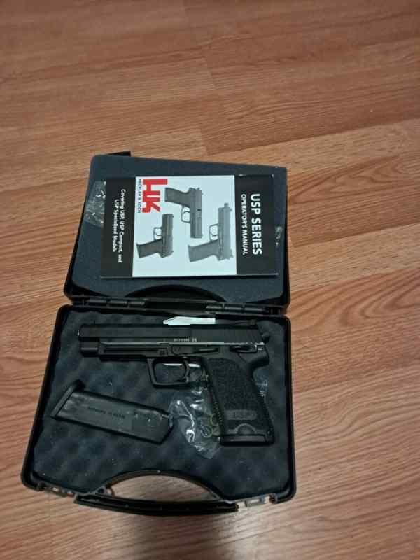 H&amp;K USP Expert 9mm