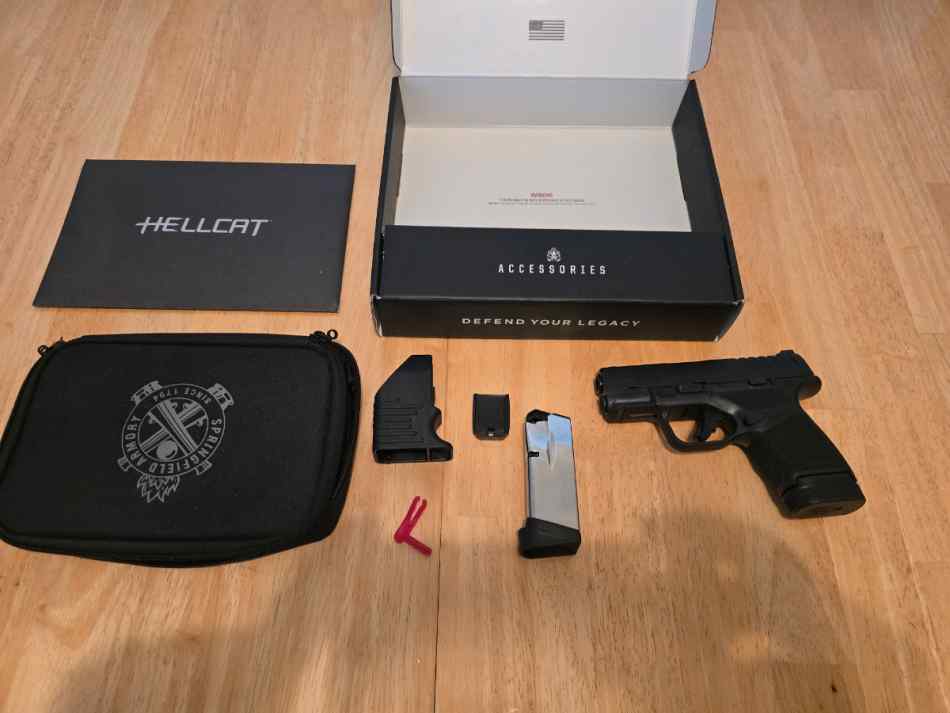 Springfield Armory Hellcat 9mm Micro-Compact black