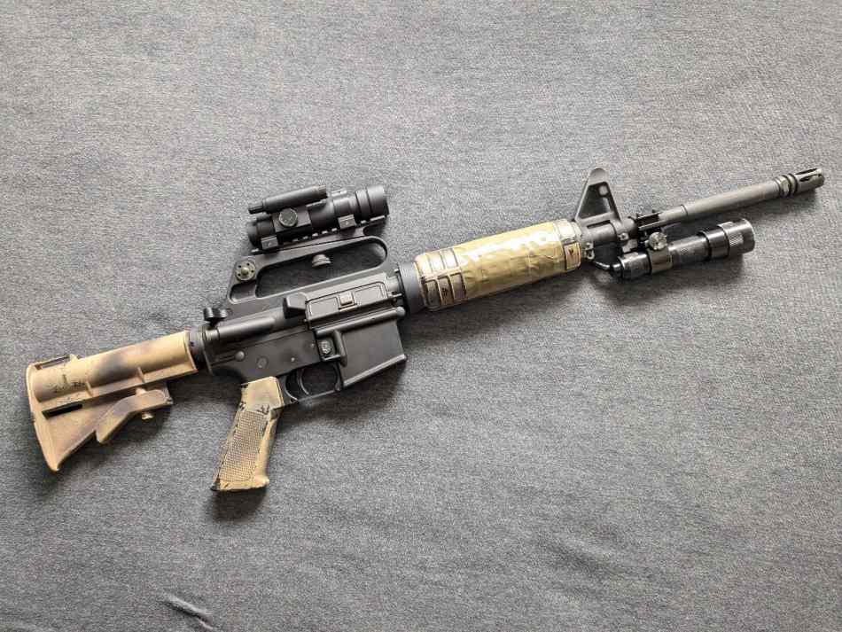 CAR-15 Delta Force Black Hawk Down Clone Rifle