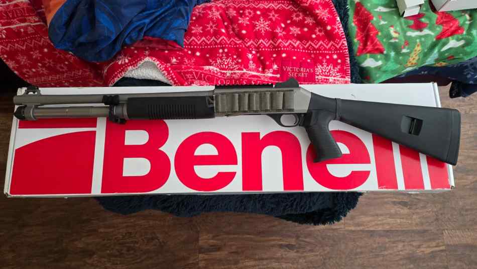 Benelli M4 H20 Tactical 18.5 Titanium Cerakote