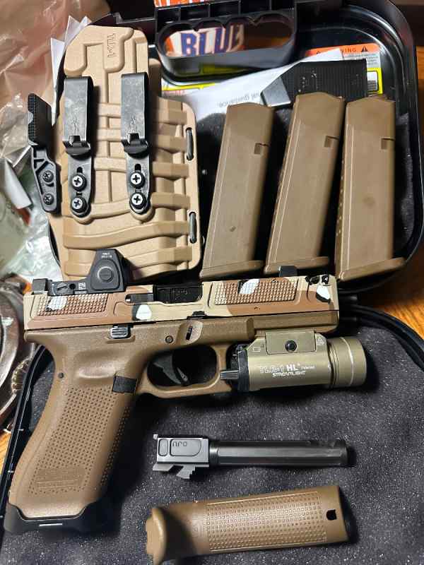  Reactor17 GLOCK G17 Gen5 w: Extras