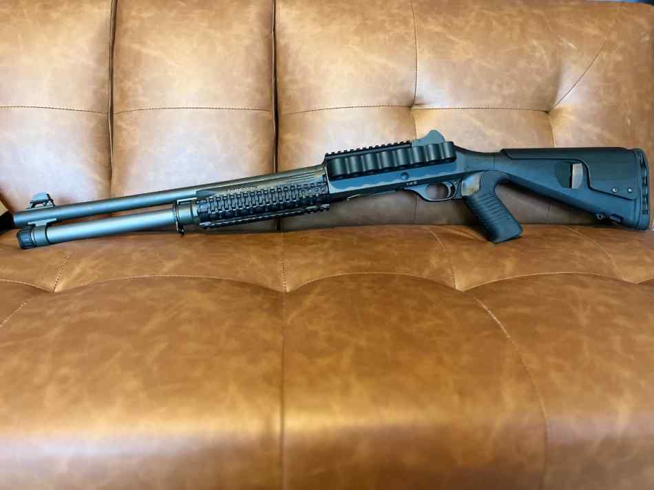 Benelli M4 Tactical 12GA