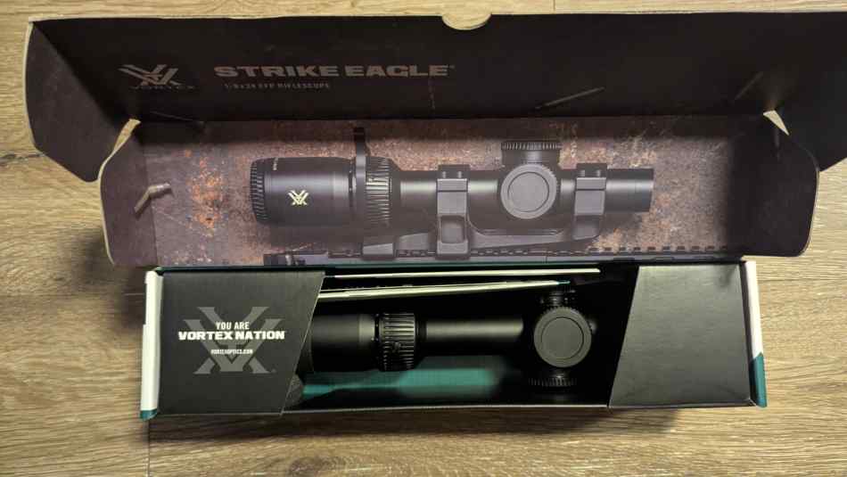 BNIB Vortex Strike Eagle 1-8X FFP MOA