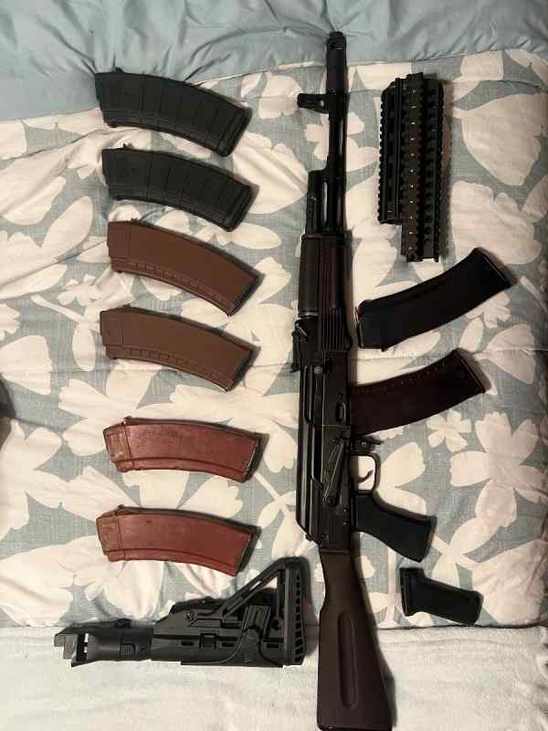 Russian Ak-74