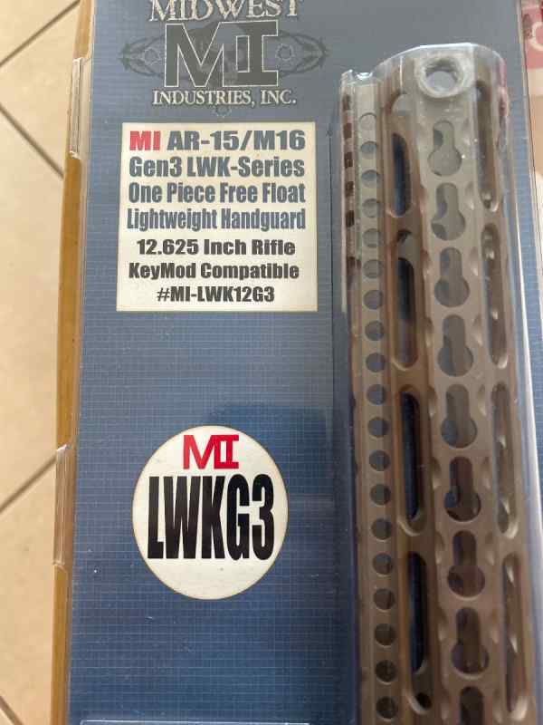 AR hand guard Midwest industries dark earth 12.625