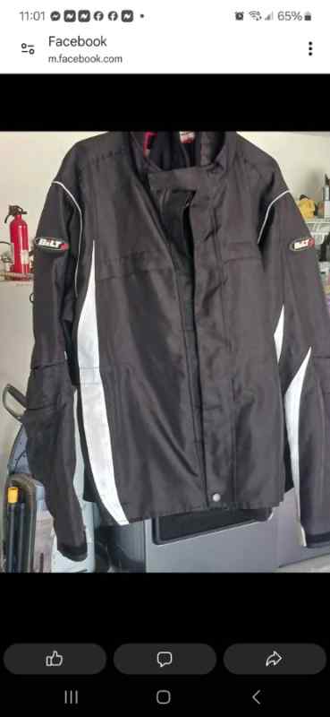 Large motorcycle jacket with inner liner 