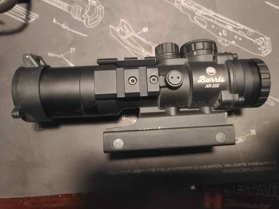 Burris AR 332