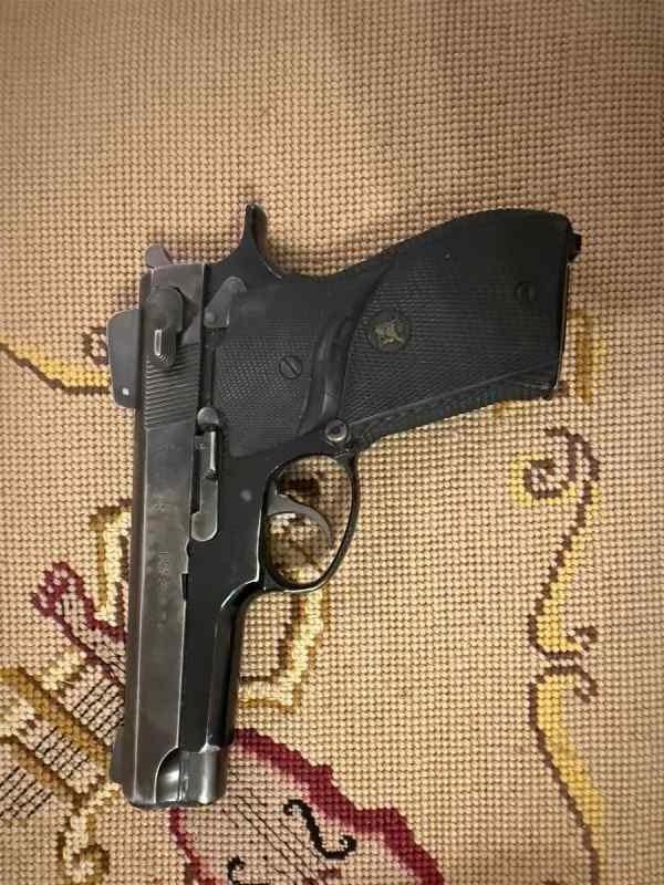 SMITH AND WESSON 439