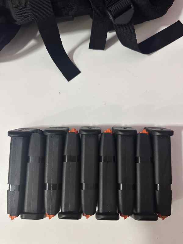 Trade Glock 19 factory magazines 