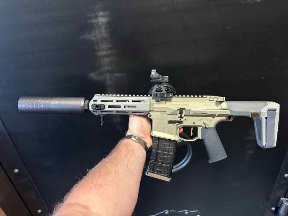 Q Honey Badger - 300 Blackout