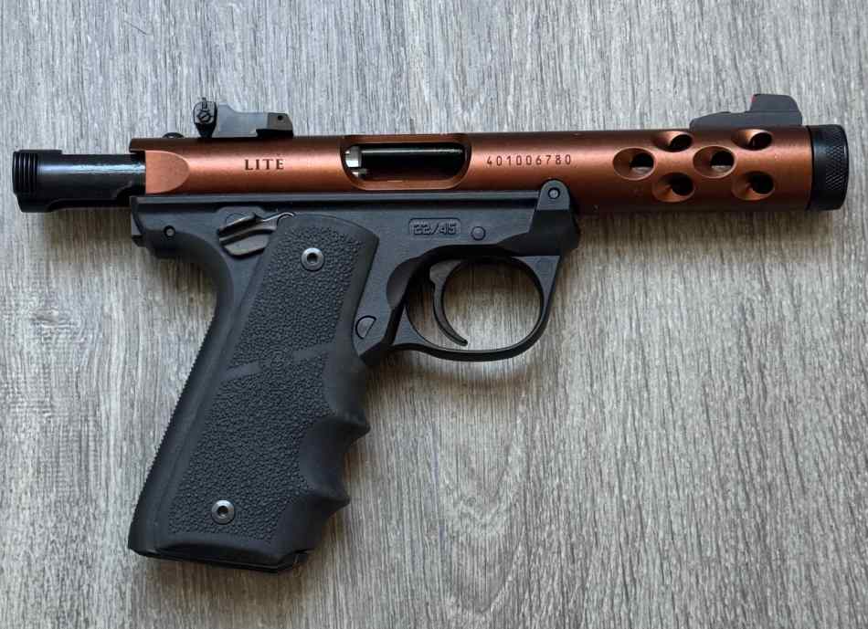 Ruger 22/45 lite Bronze anodized. 