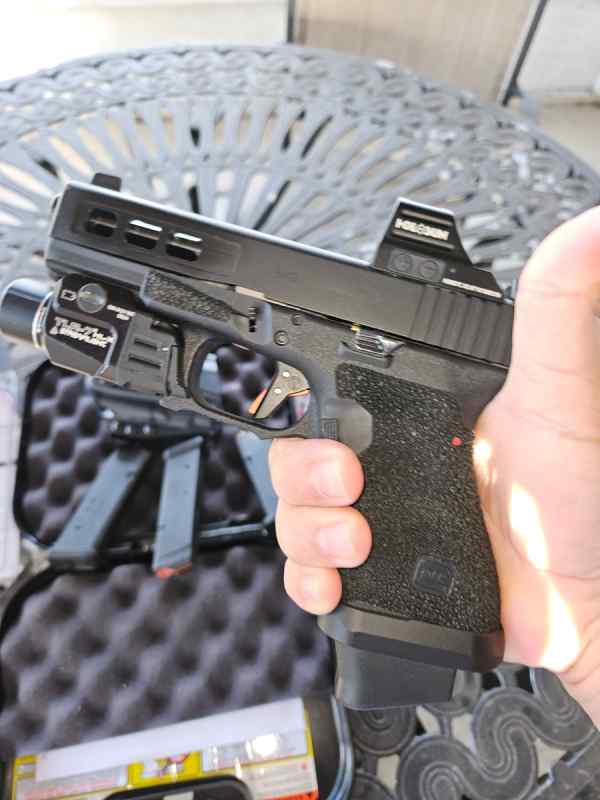 Glock 19 