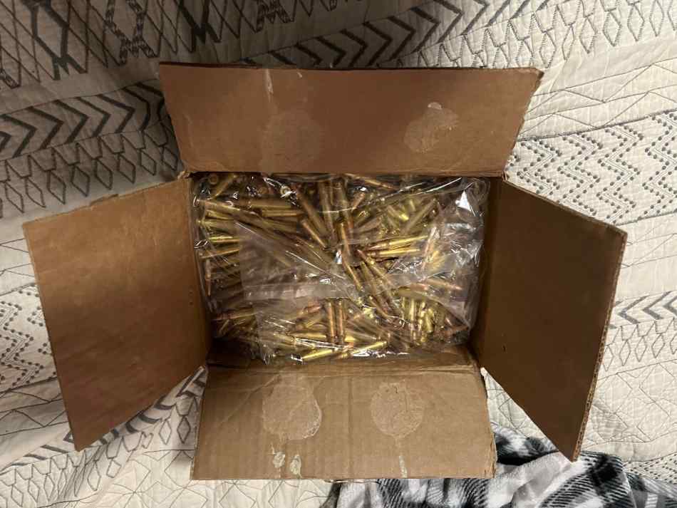 1000 rounds remington .223 factory! 55 grain fmj