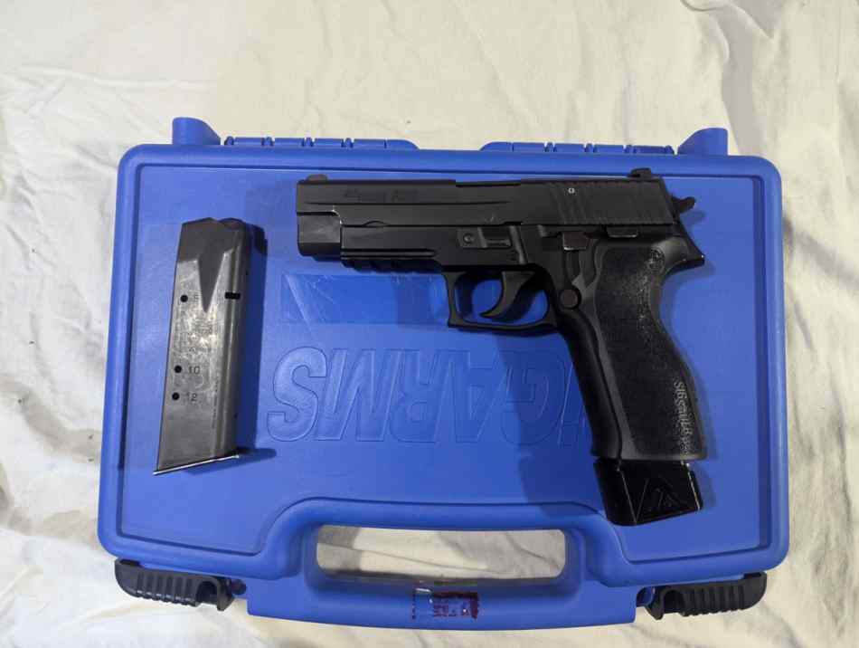 Sig Sauer P226 40 S&amp;W Siglite Sights