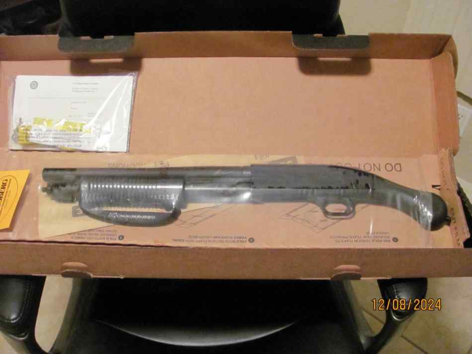 MOSSBERG 590 SHOCKWAVE / 12GA - NEW