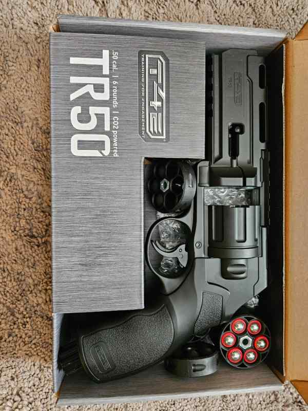 T4E TR50 Revolver .50 Caliber air pistol (BNIB)