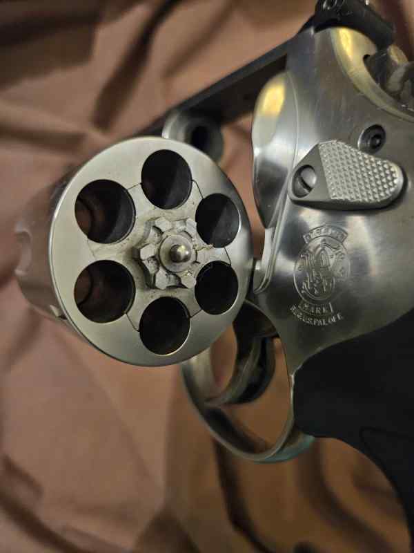 SMITH &amp; WESSON MODEL 610 10MM REVOLVER 6.5&quot; BARREL