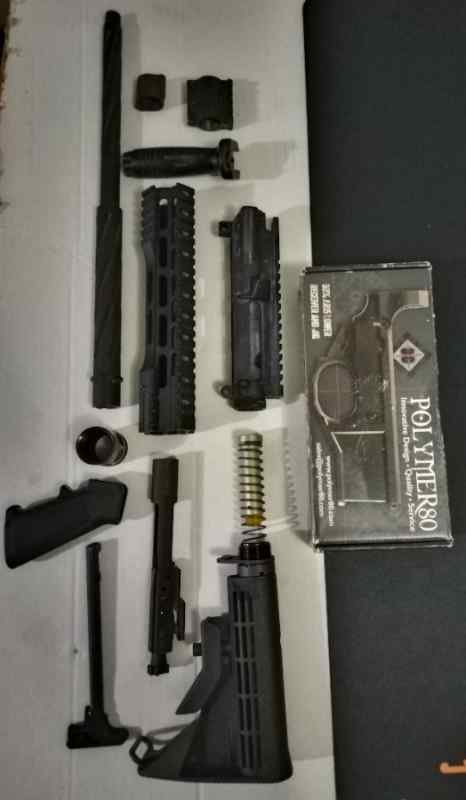 Miscellaneous AR 15 parts almost a complete build