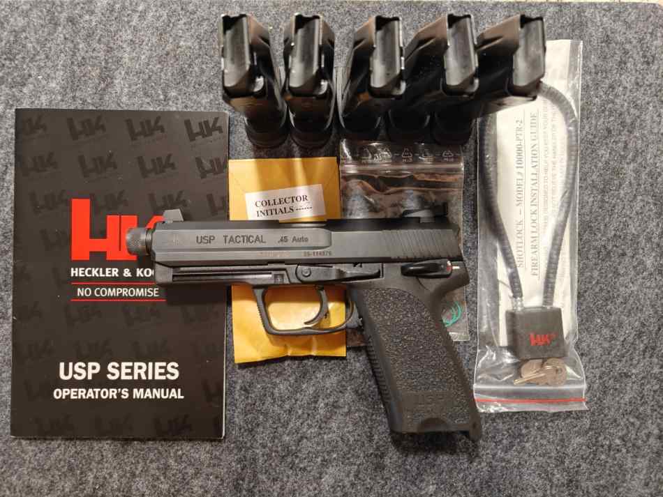 Mint USP 45 Tactical + 5 magazines