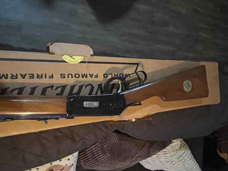 Winchester lever action 30-30 Buffalo Bill edition