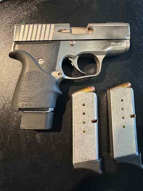 Kahr Arms Model MK40 Elite 98 (2003)