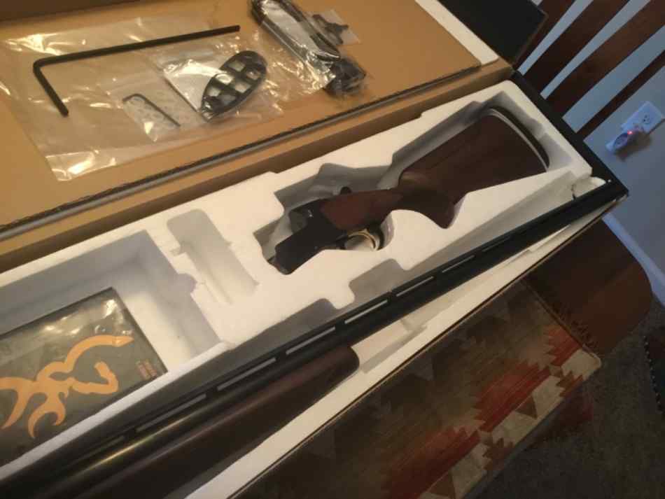 Browning BT-99 Trap Shotgun LNIB