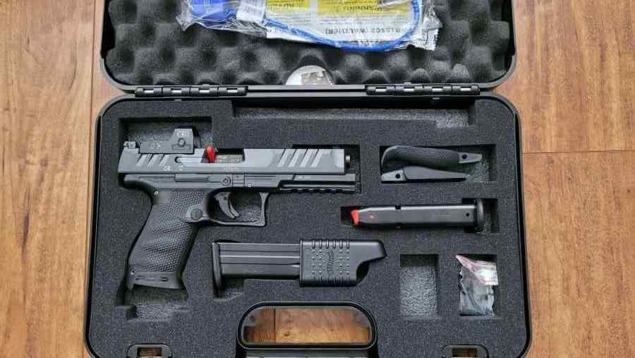 Walther PDP C with Red Dot