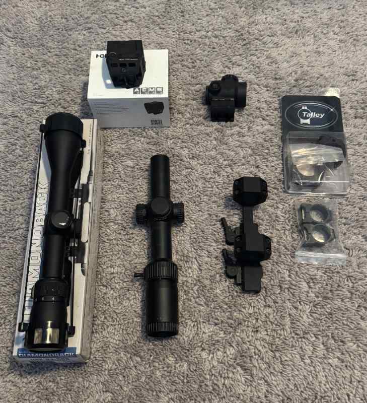 Red dots and Scopes *See description for prices* 