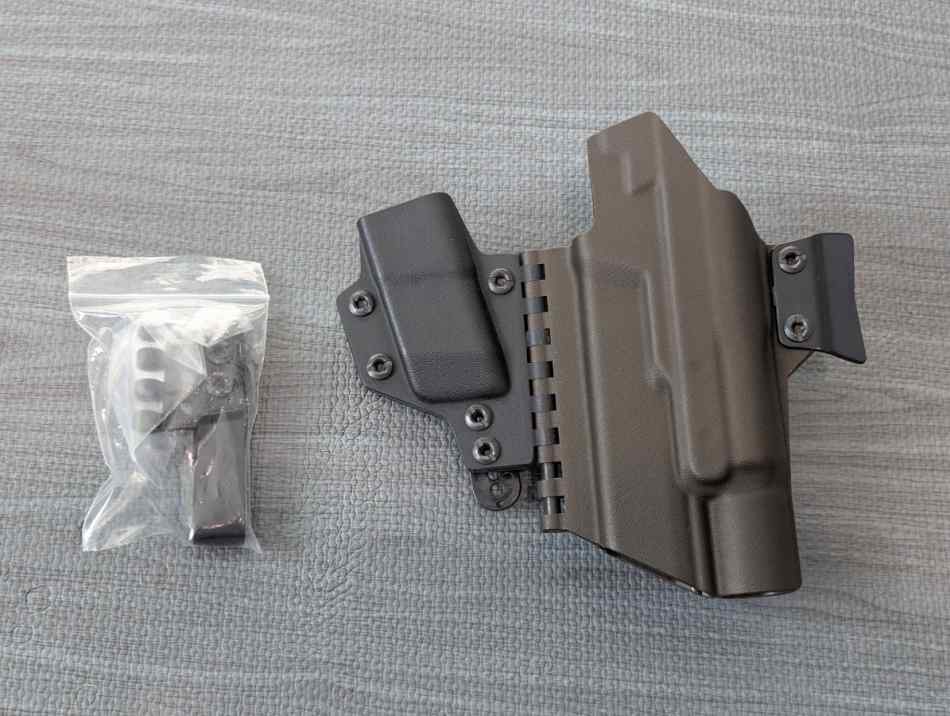 T Rex Arms Sidecar Holster for Glock 19 w/ x300