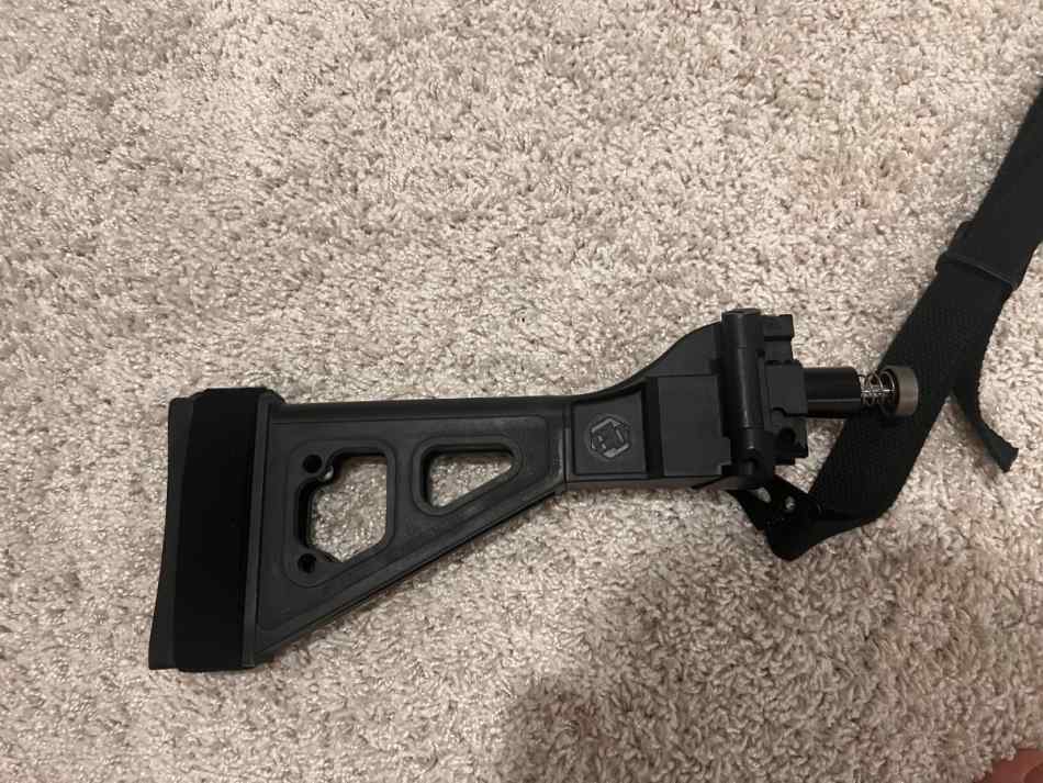 B&amp;T APC 9/45 Folding Brace with Buffer