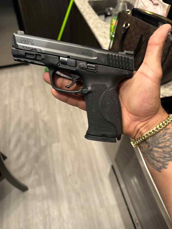 M&amp;P m2.0 45 cal WTT FOR GLOCK