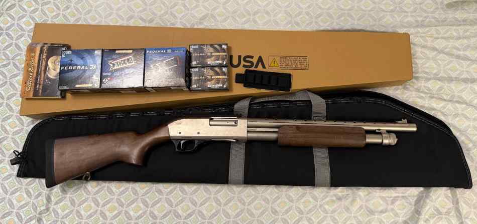 Tokarev TX3 12 shotgun w/ ammo and bag