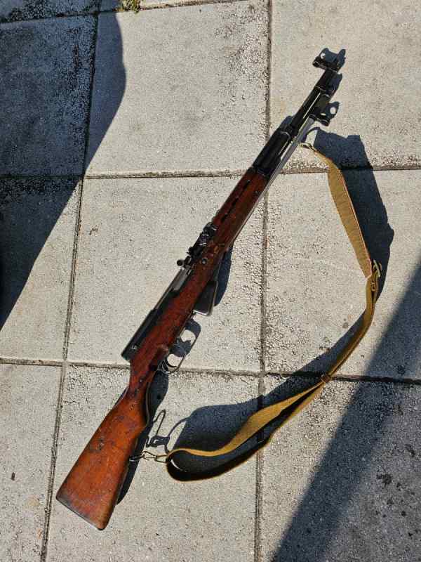 SKS