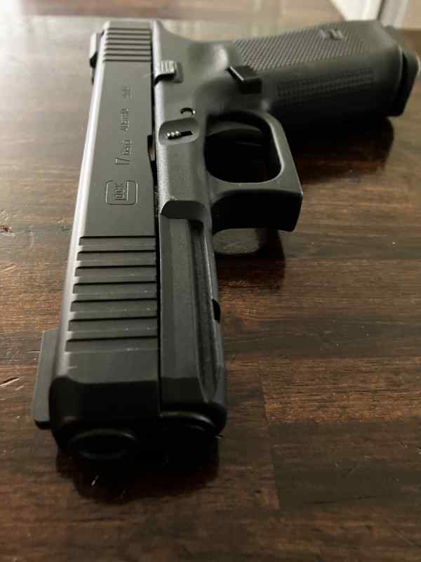 New Gen 5 Glock 17