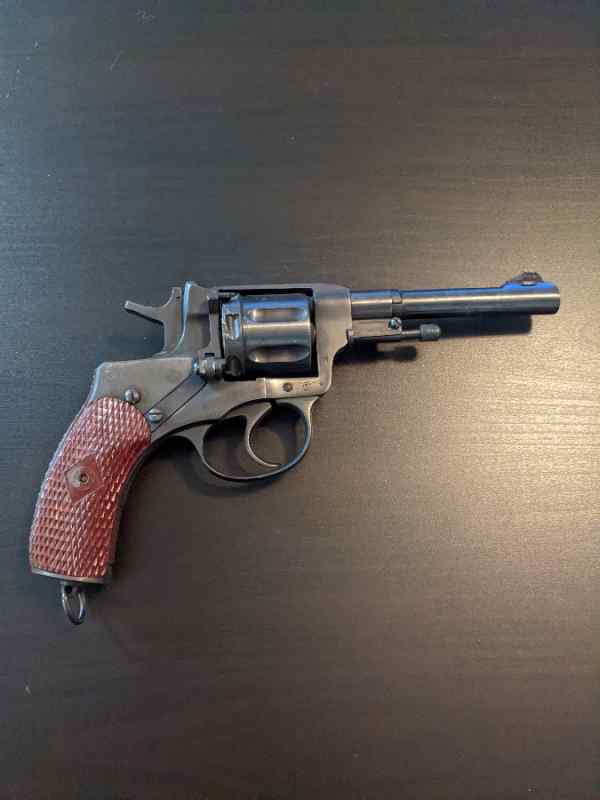 WTT Nagant Revolver