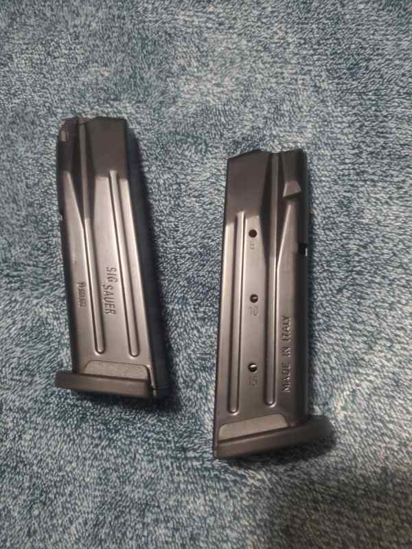 P320 compact mags