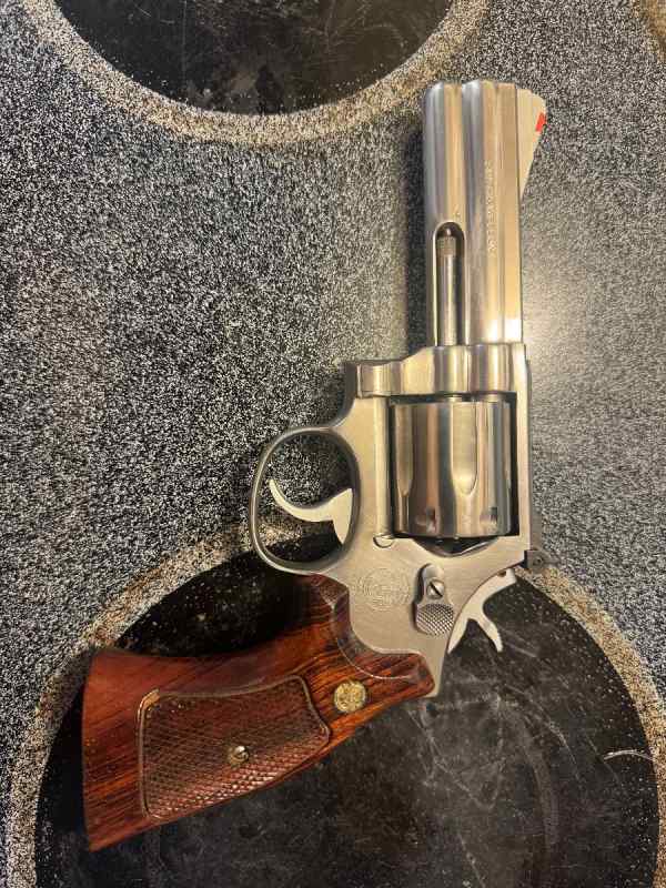 S&amp;w 686 no dash