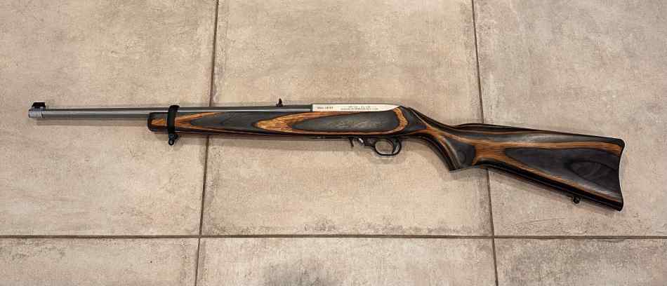 Ruger 10/22 Lipsey&#039;s Exclusive Laminated Stock