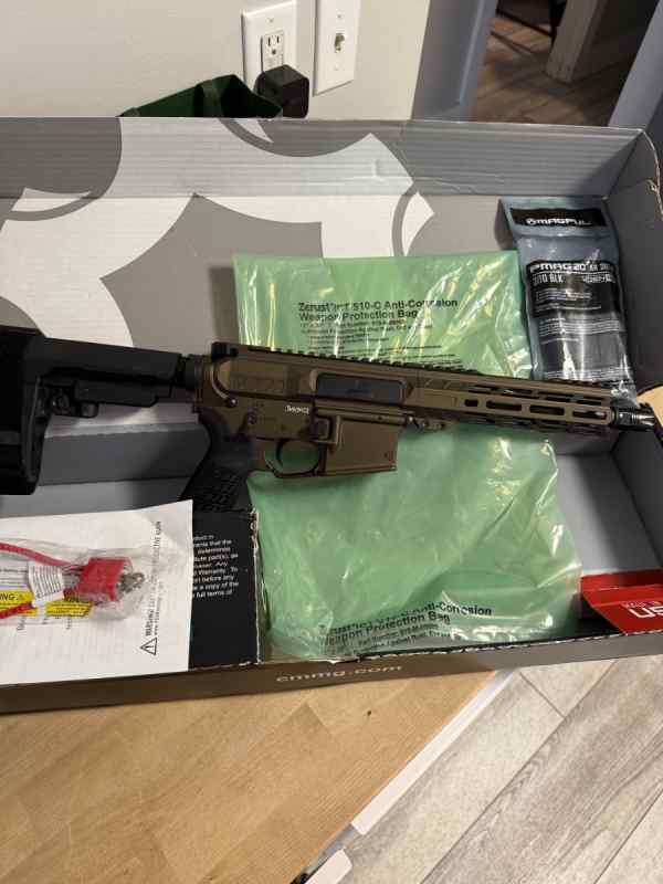 CMMG Banshee 300 BLK 8” BNIB