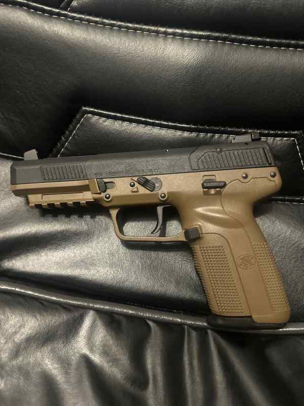 Fn 5.7 two tone