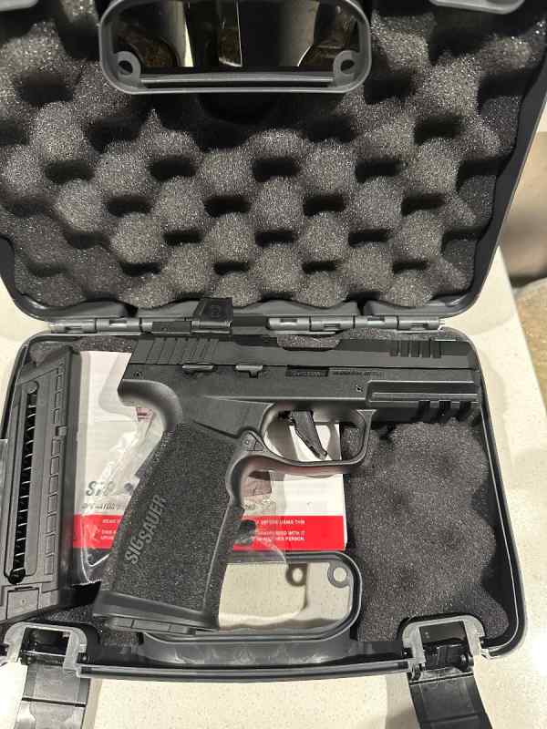 Sig Sauer P322 w/ Romeo Zero Elite