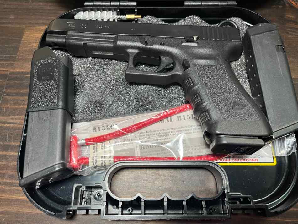 Glock model 35 Gen 3, .40 caliber