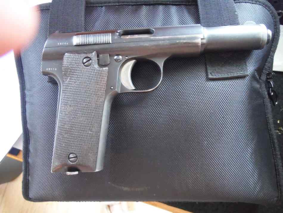 Astra 600/43 WW2 pistol 9MM