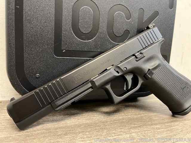 Glock 17L Gen 5 - unfired - factory new